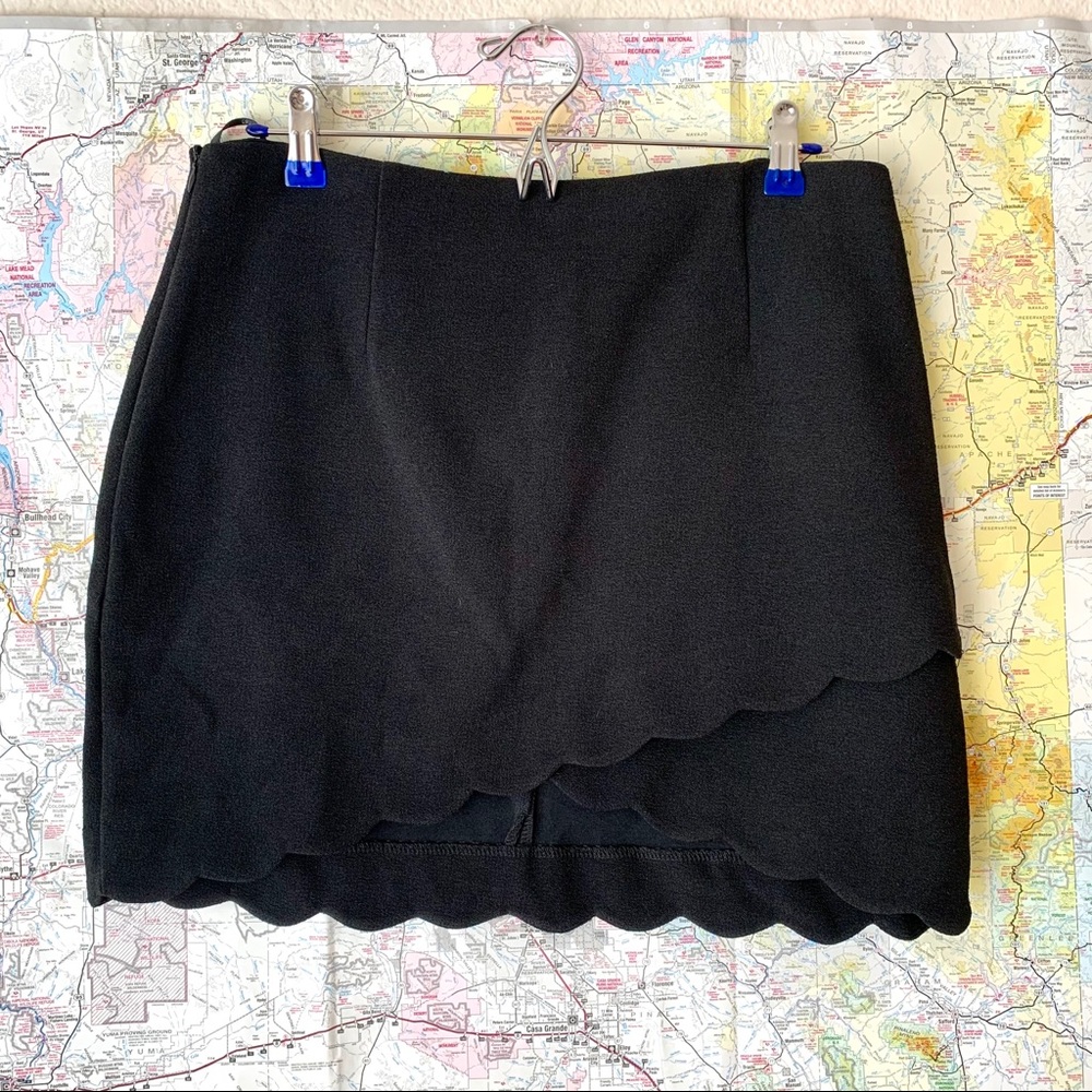 Missguided Scalloped Edge Black Mini Skirt Size 10
